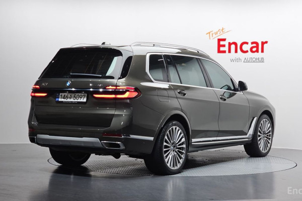 2023 BMW X7 с пробегом 68 591 км