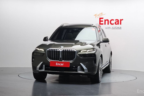 2023 BMW X7 с пробегом 68 591 км