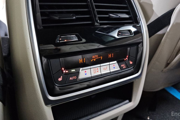 2023 BMW X7 с пробегом 29 092 км