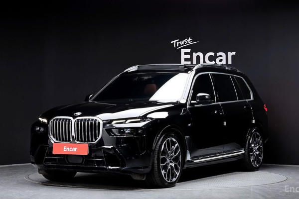 2023 BMW X7 с пробегом 66 289 км
