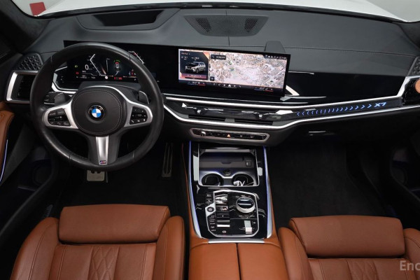 2023 BMW X7 с пробегом 26 805 км