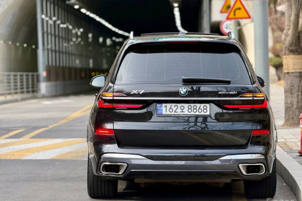 2023 BMW X7 с пробегом 69 581 км