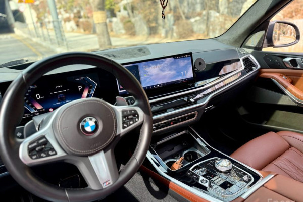 2023 BMW X7 с пробегом 69 581 км
