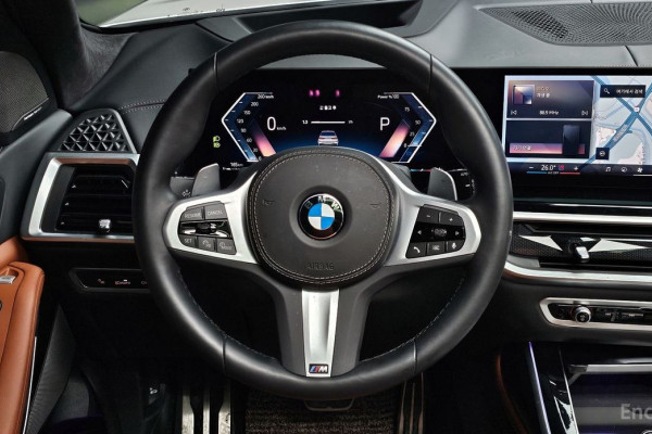 2023 BMW X7 с пробегом 13 381 км