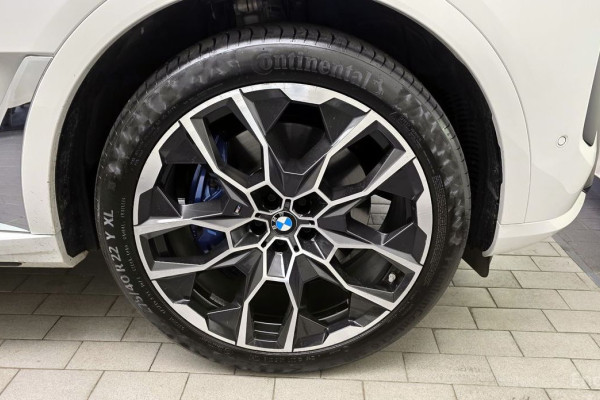 2023 BMW X7 с пробегом 46 920 км