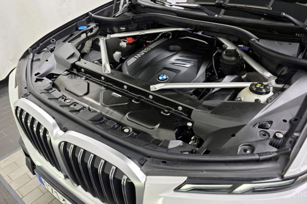 2023 BMW X7 с пробегом 46 920 км