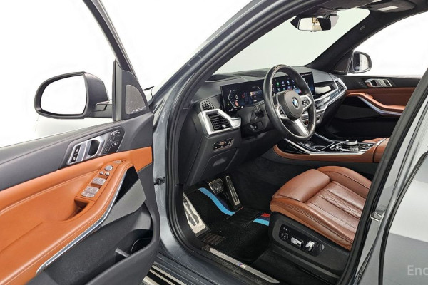 2023 BMW X7 с пробегом 65 463 км