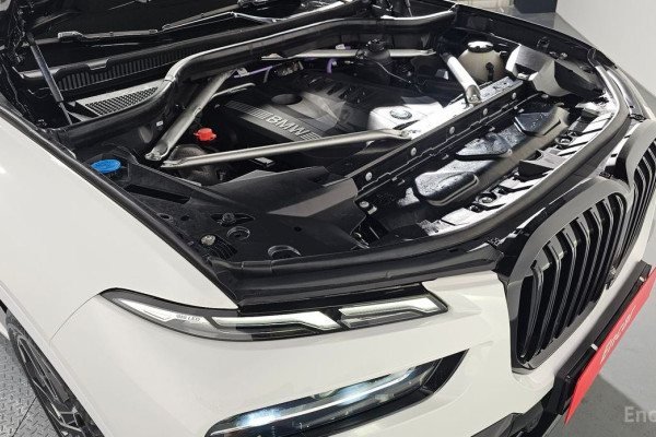 2023 BMW X7 с пробегом 29 050 км