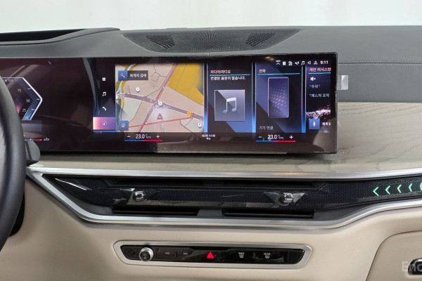 2023 BMW X7 с пробегом 30 828 км