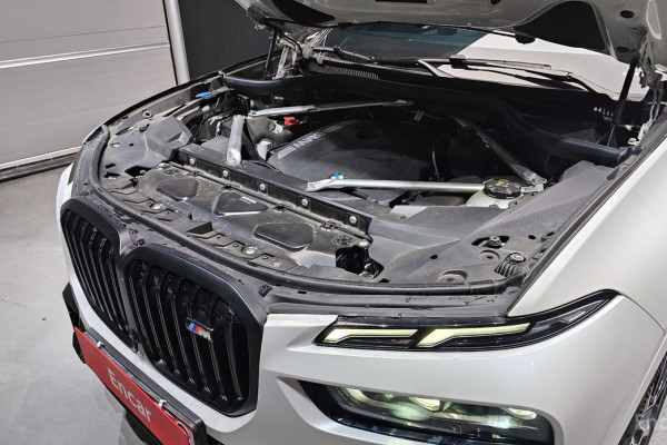 2023 BMW X7 с пробегом 22 029 км