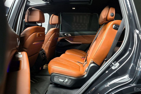 2023 BMW X7 с пробегом 53 683 км