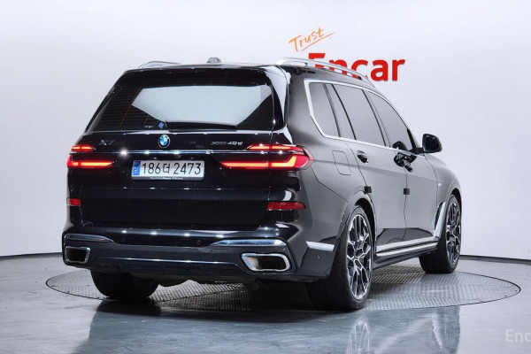 2023 BMW X7 с пробегом 52 161 км