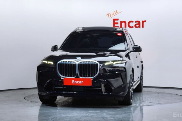 2023 BMW X7 с пробегом 52 161 км