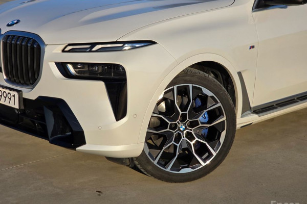 2023 BMW X7 с пробегом 38 888 км