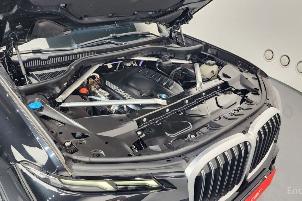 2023 BMW X7 с пробегом 52 161 км