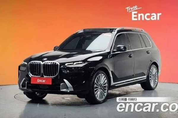 2023 BMW X7 с пробегом 21 240 км