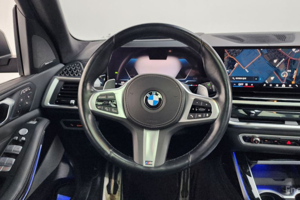 2023 BMW X7 с пробегом 52 161 км