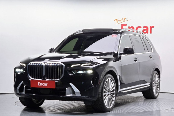 2023 BMW X7 с пробегом 49 851 км