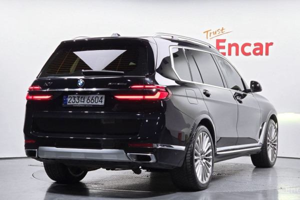 2023 BMW X7 с пробегом 49 851 км