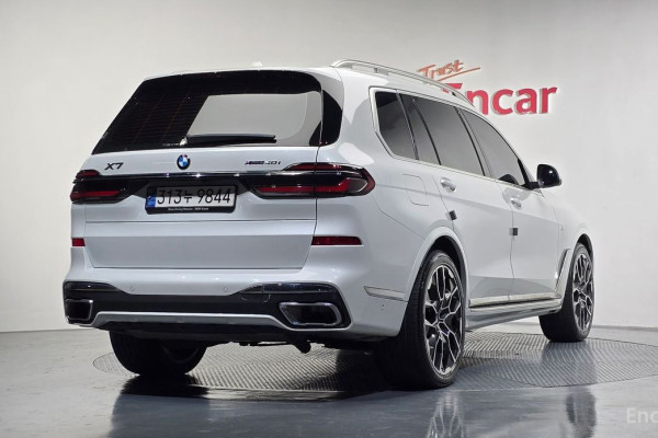 2023 BMW X7 с пробегом 60 858 км