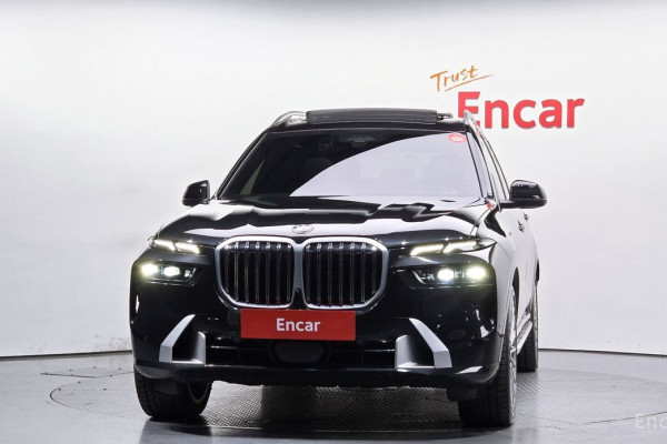 2023 BMW X7 с пробегом 49 851 км