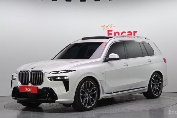 2023 BMW X7 с пробегом 50 082 км