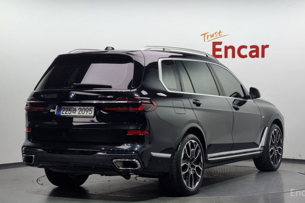 2023 BMW X7 с пробегом 31 010 км