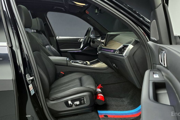 2023 BMW X7 с пробегом 49 851 км