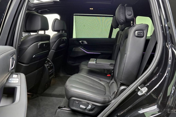 2023 BMW X7 с пробегом 49 851 км