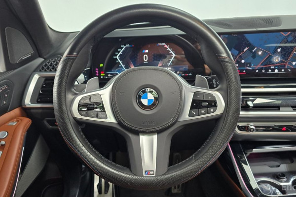 2023 BMW X7 с пробегом 60 858 км