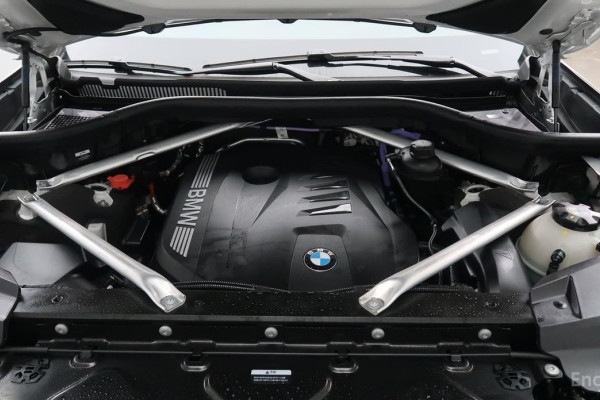 2023 BMW X7 с пробегом 15 365 км