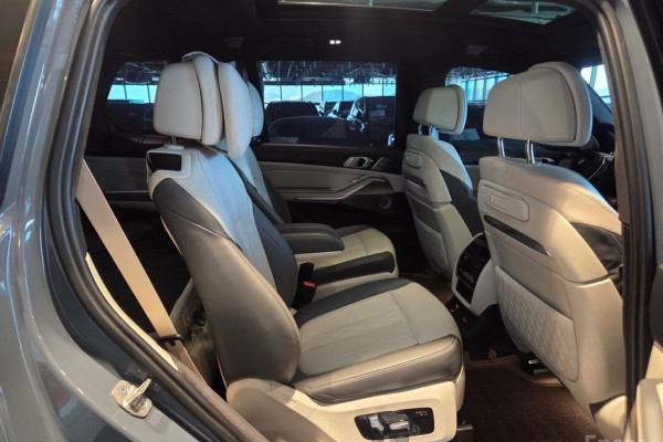 2023 BMW X7 с пробегом 89 985 км