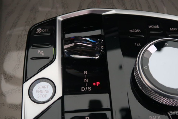 2023 BMW X7 с пробегом 15 365 км