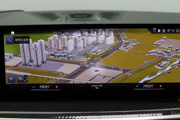 2023 BMW X7 с пробегом 22 172 км