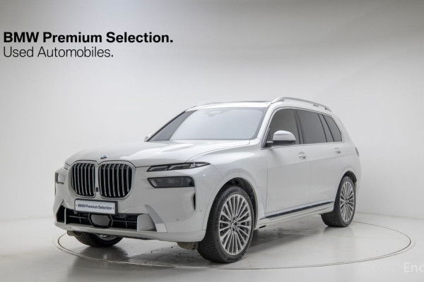 2023 BMW X7 с пробегом 40 800 км
