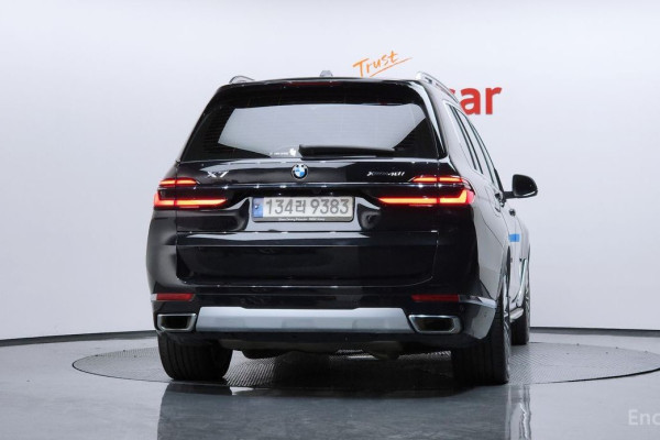2023 BMW X7 с пробегом 69 172 км