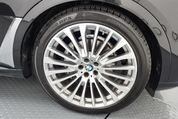 2023 BMW X7 с пробегом 69 172 км