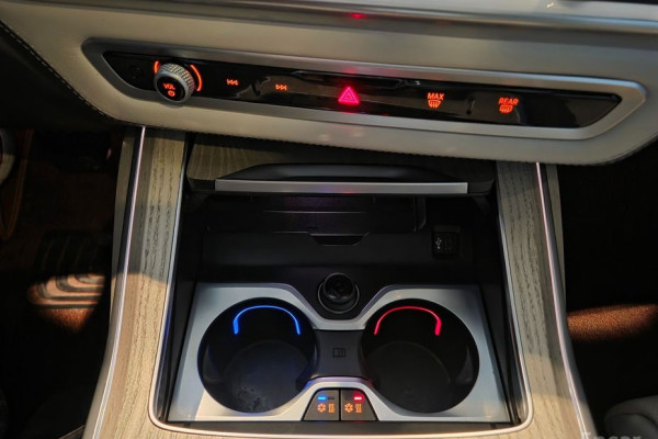 2023 BMW X7 с пробегом 89 985 км