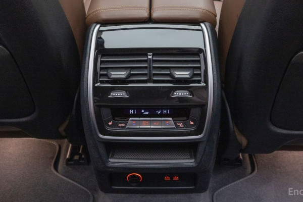 2023 BMW X7 с пробегом 40 800 км