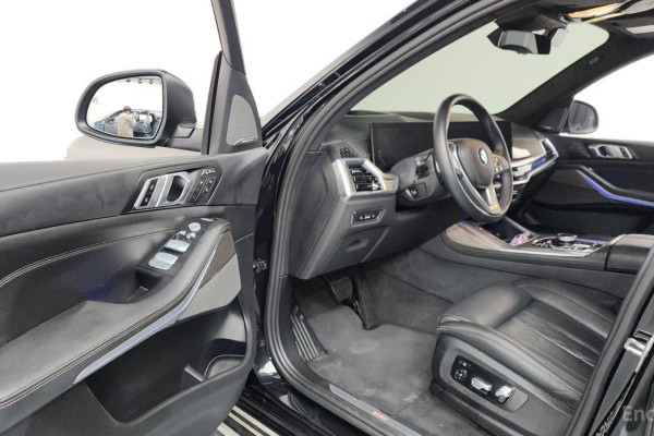 2023 BMW X7 с пробегом 69 172 км