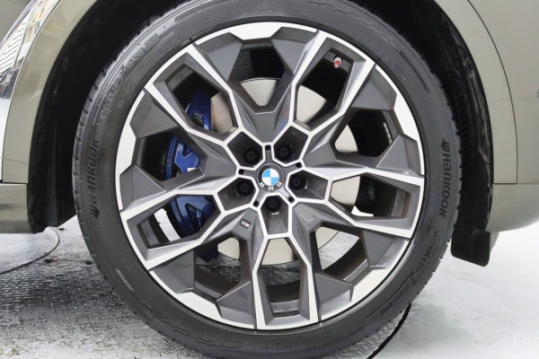 2023 BMW X7 с пробегом 44 081 км