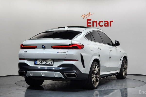 2022 BMW X6 с пробегом 68 945 км