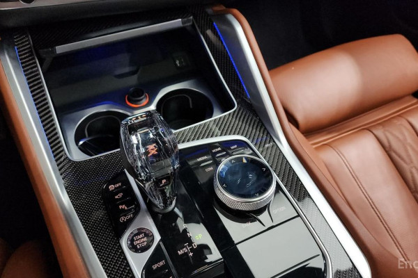 2022 BMW X6 с пробегом 68 945 км