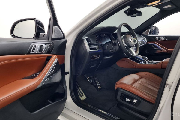 2022 BMW X6 с пробегом 68 945 км