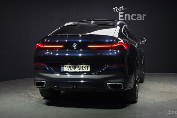 2022 BMW X6 с пробегом 83 241 км