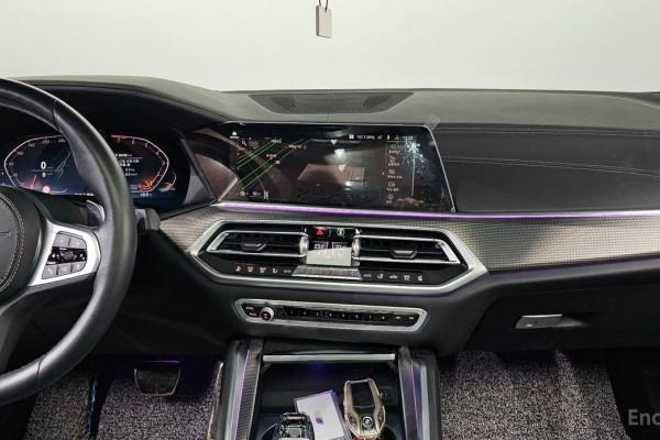 2022 BMW X6 с пробегом 38 496 км