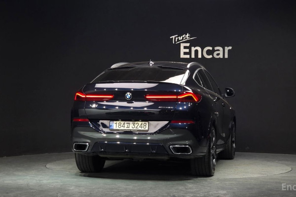 2022 BMW X6 с пробегом 71 074 км