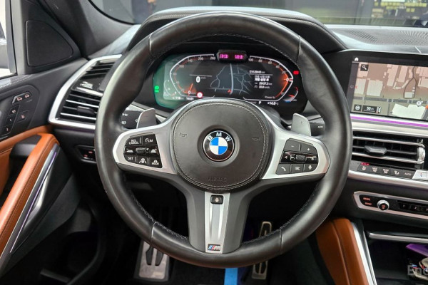 2022 BMW X6 с пробегом 29 445 км