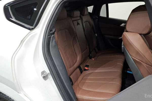 2022 BMW X6 с пробегом 80 806 км