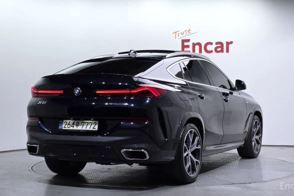 2022 BMW X6 с пробегом 32 763 км